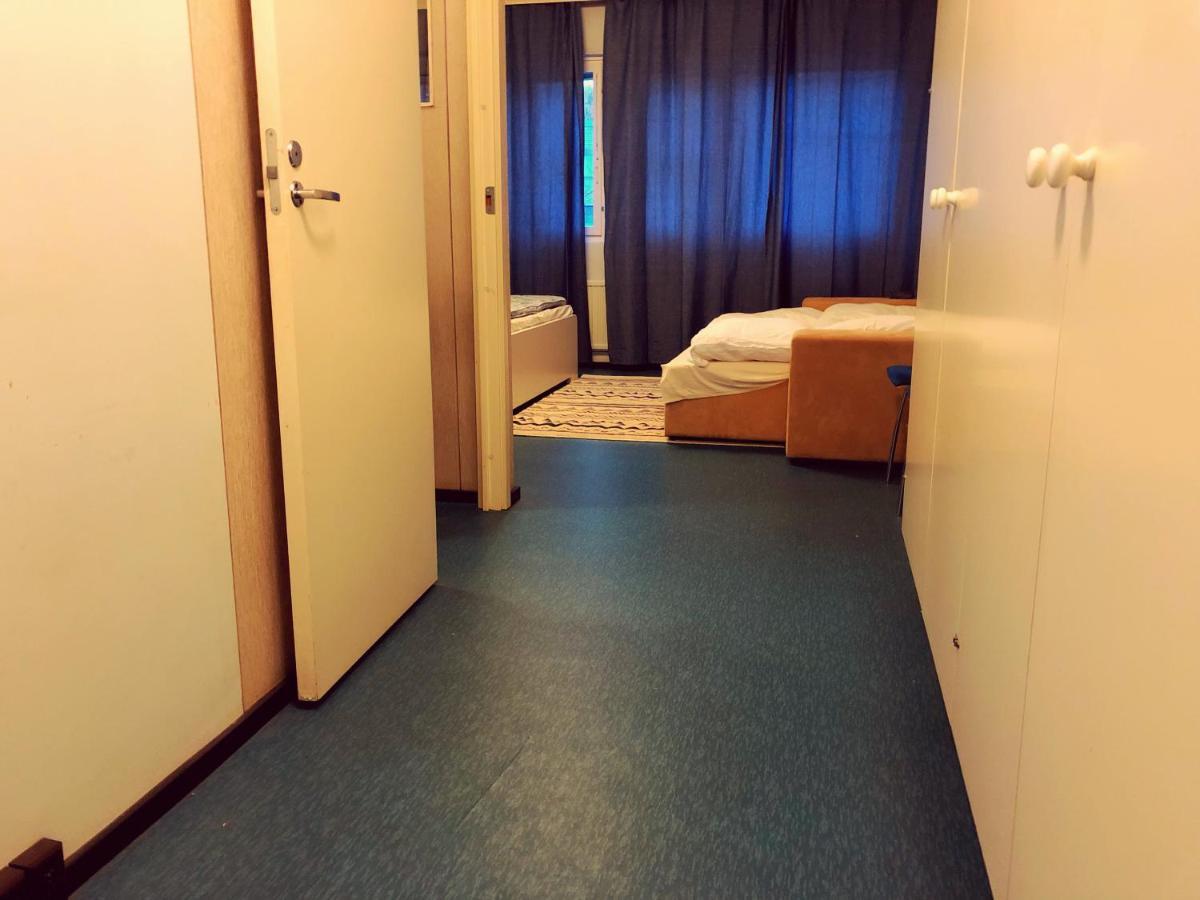 Huoneisto Super Easy To Airport/hki , Full Aptment Max 4ppl